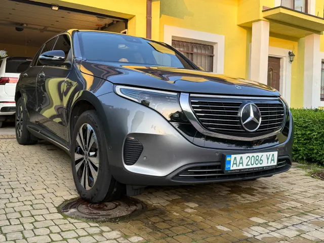 Mercedes-Benz EQC - фото 2