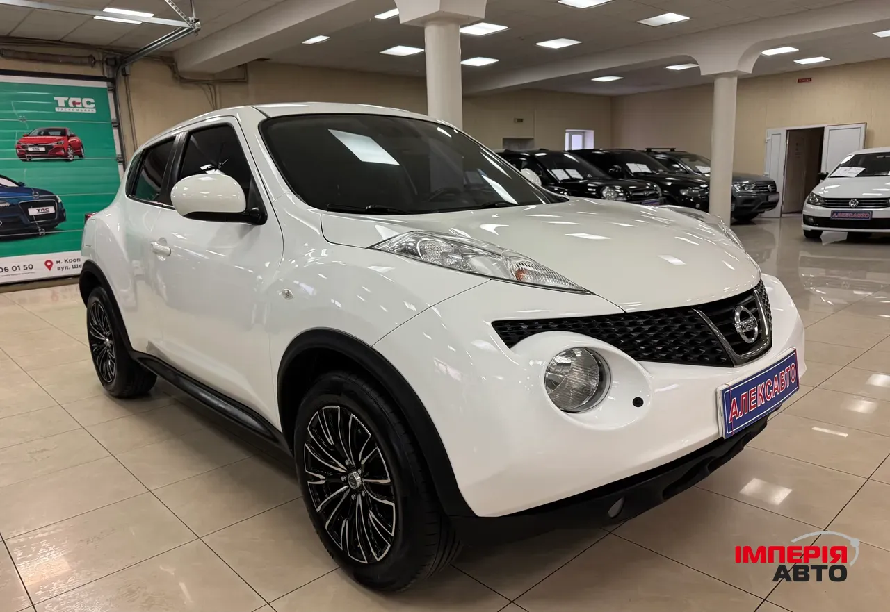 Nissan Juke - фото 1