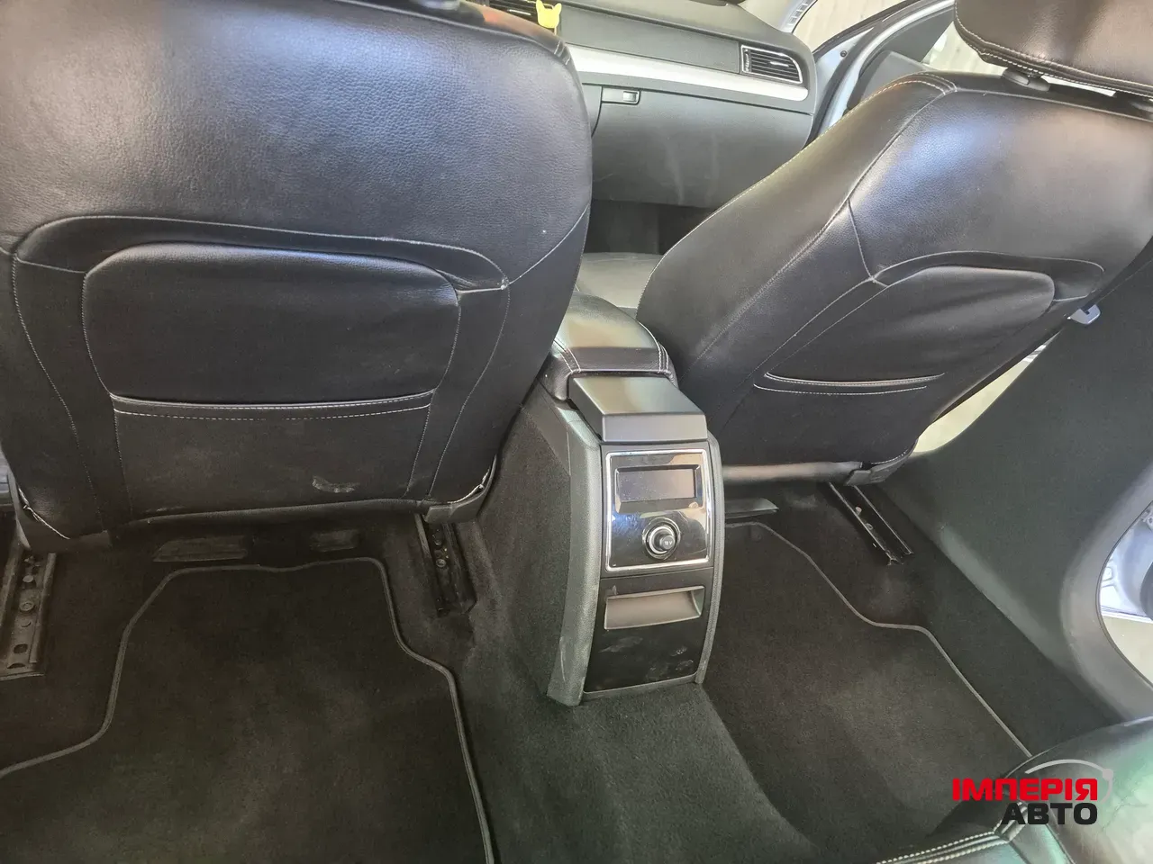 Skoda Superb - фото 11