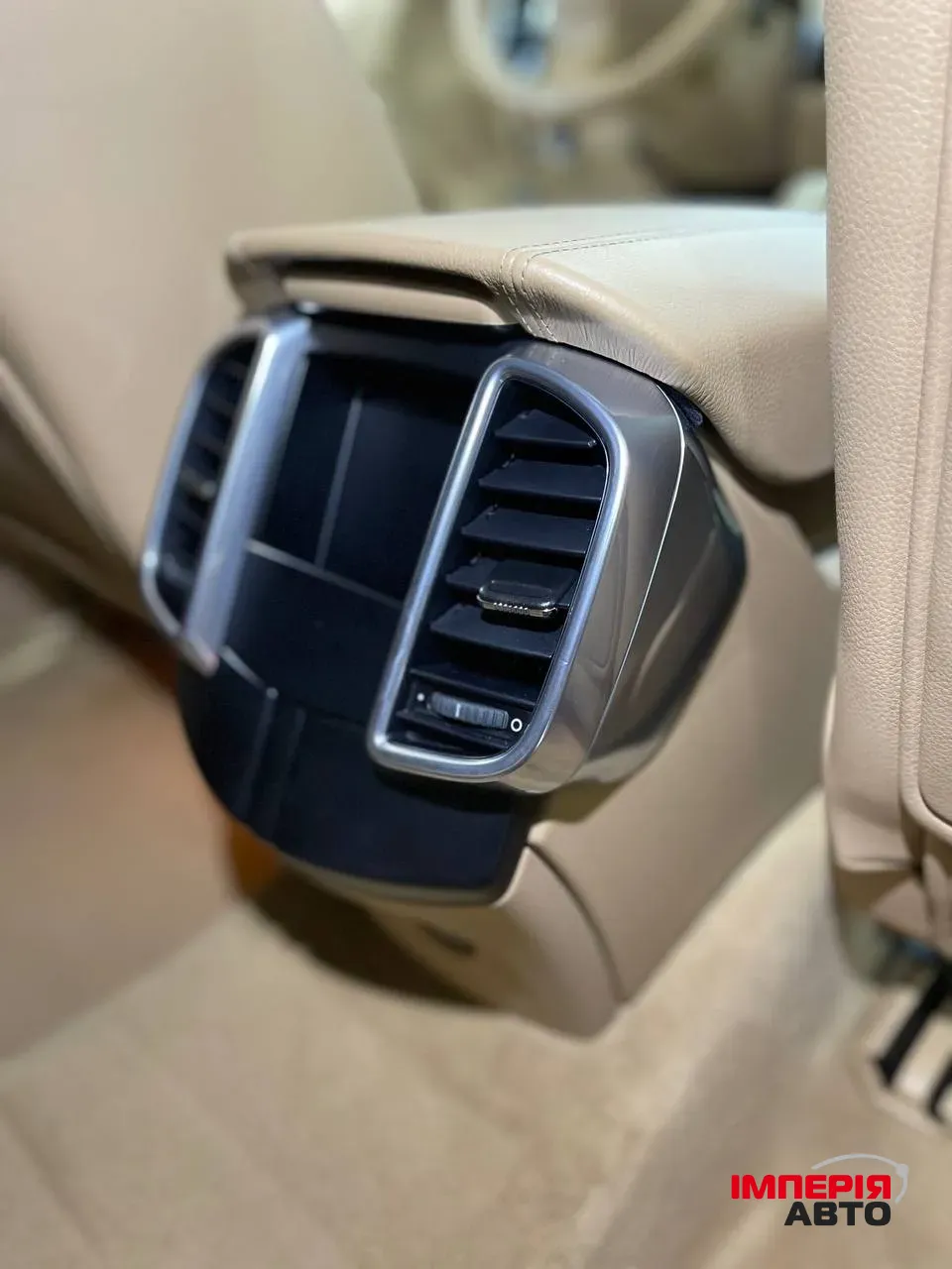 Porsche Cayenne - фото 33