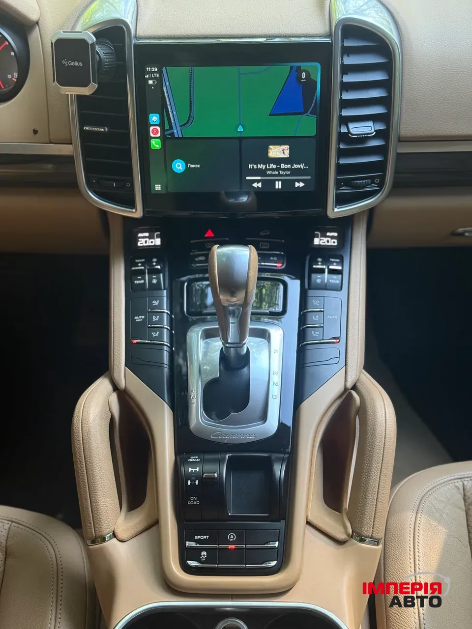 Porsche Cayenne - фото 12