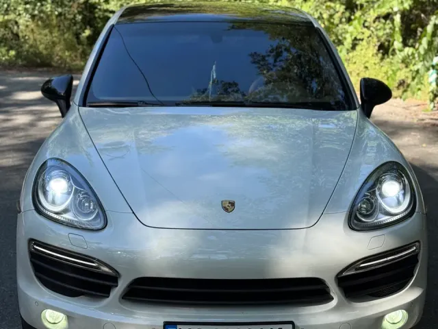 Porsche Cayenne - фото 3