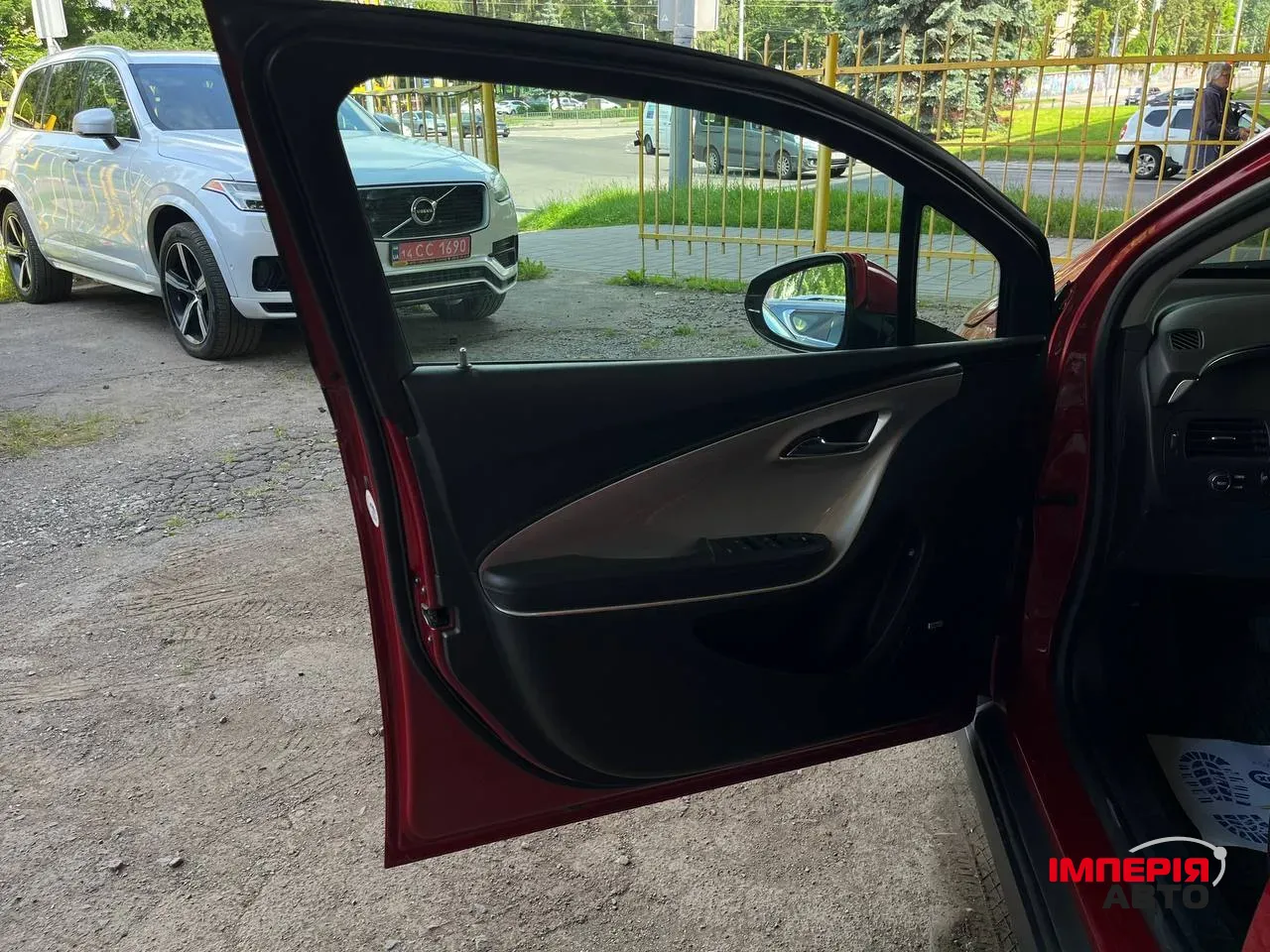 Chevrolet Volt - фото 12