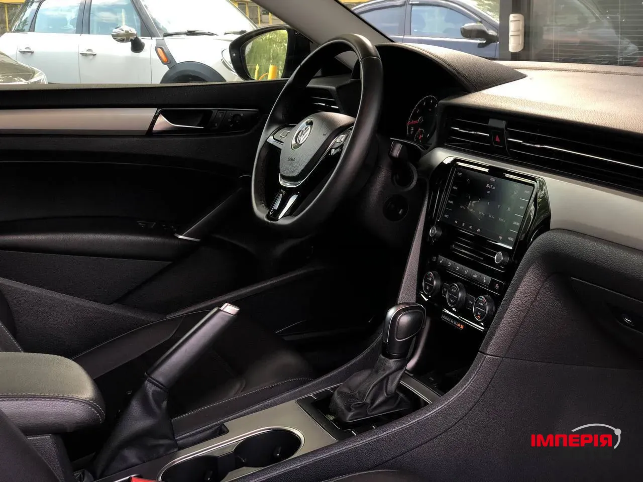 Volkswagen Passat - фото 3