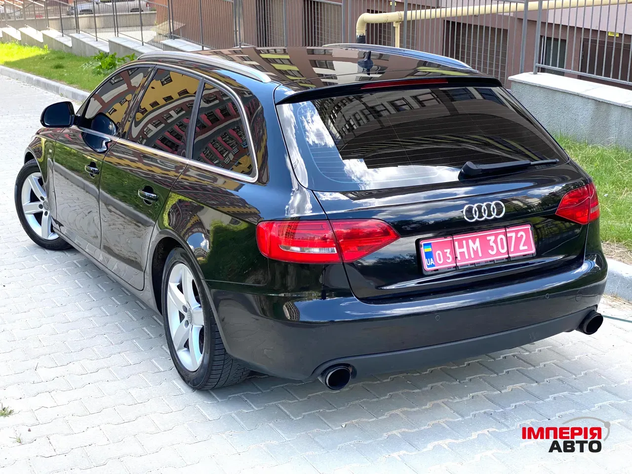 Audi A4 - фото 4