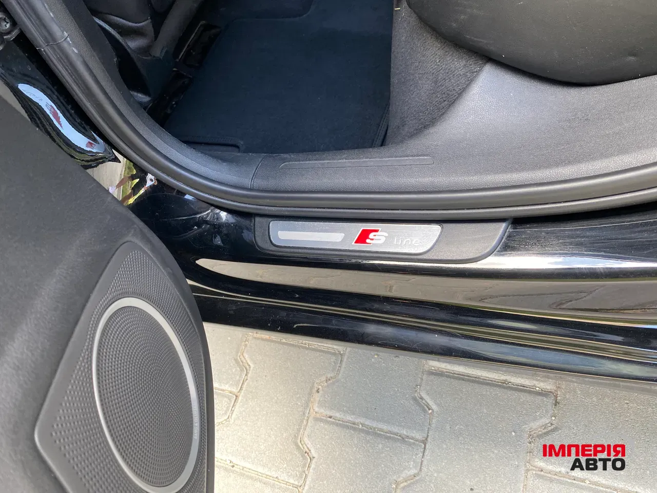 Audi A4 - фото 10