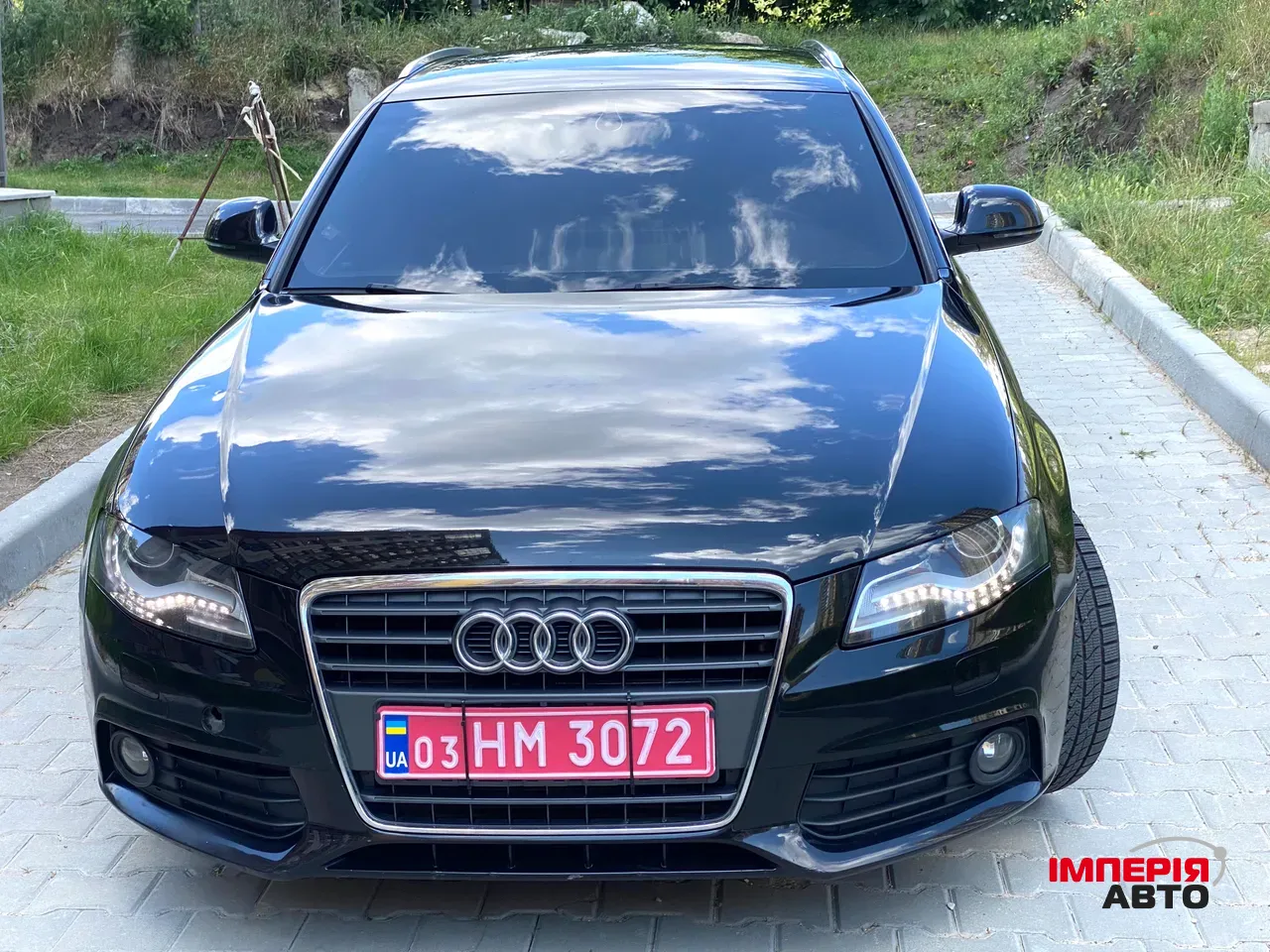 Audi A4 - фото 8