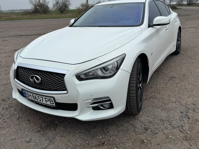 Infiniti Q50 - фото 2