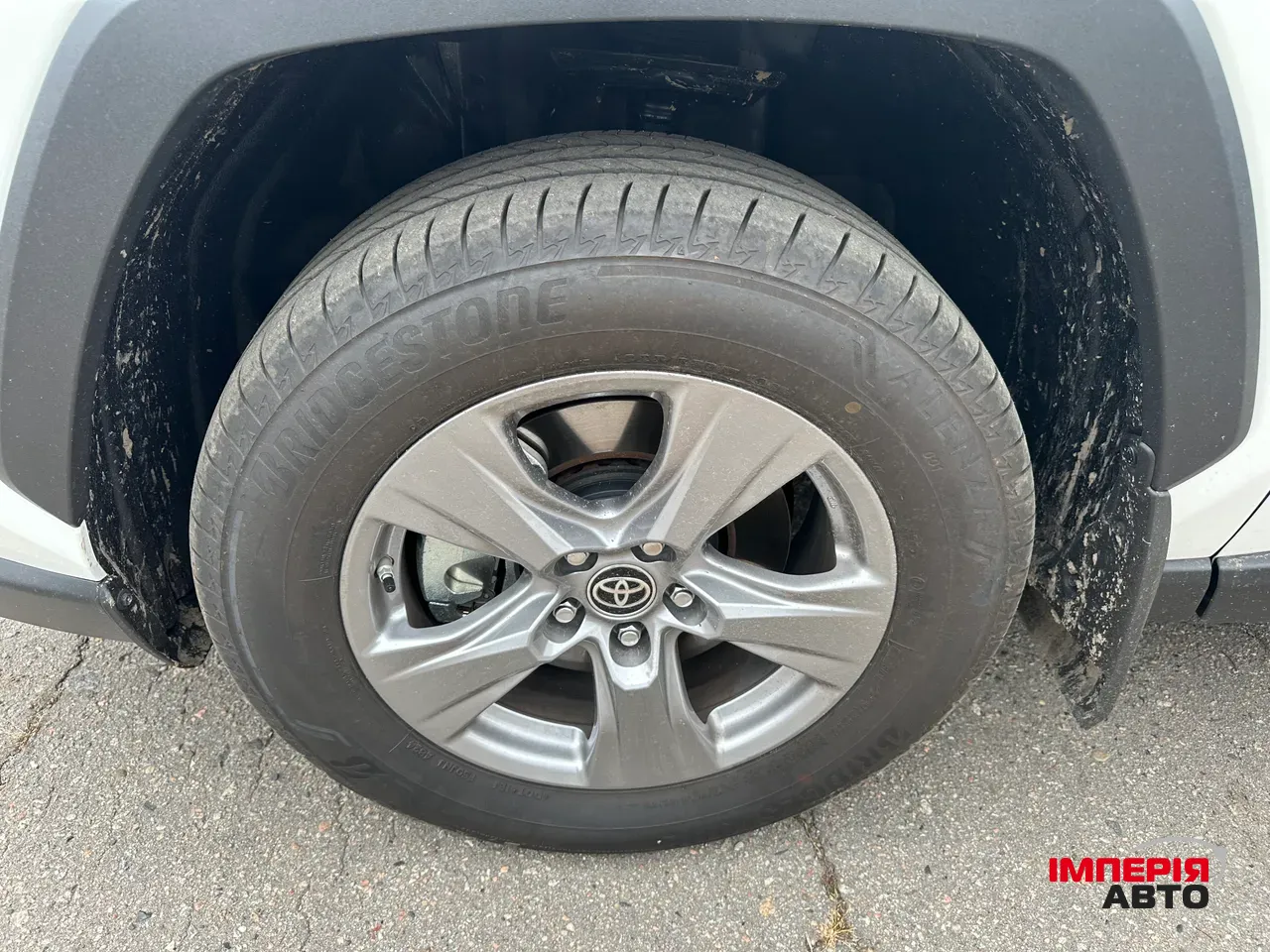 Toyota RAV4 - фото 10