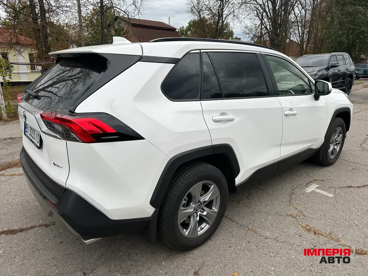 Toyota RAV4 - фото 7