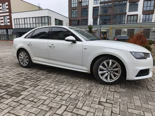 Audi A4 2018, Ромни, $18 000 - зображення 3