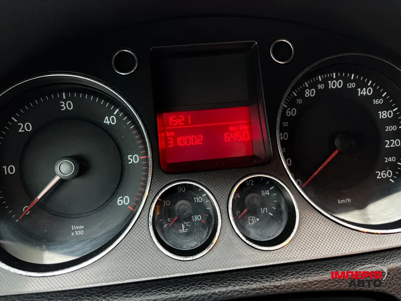 Volkswagen Passat - фото 6