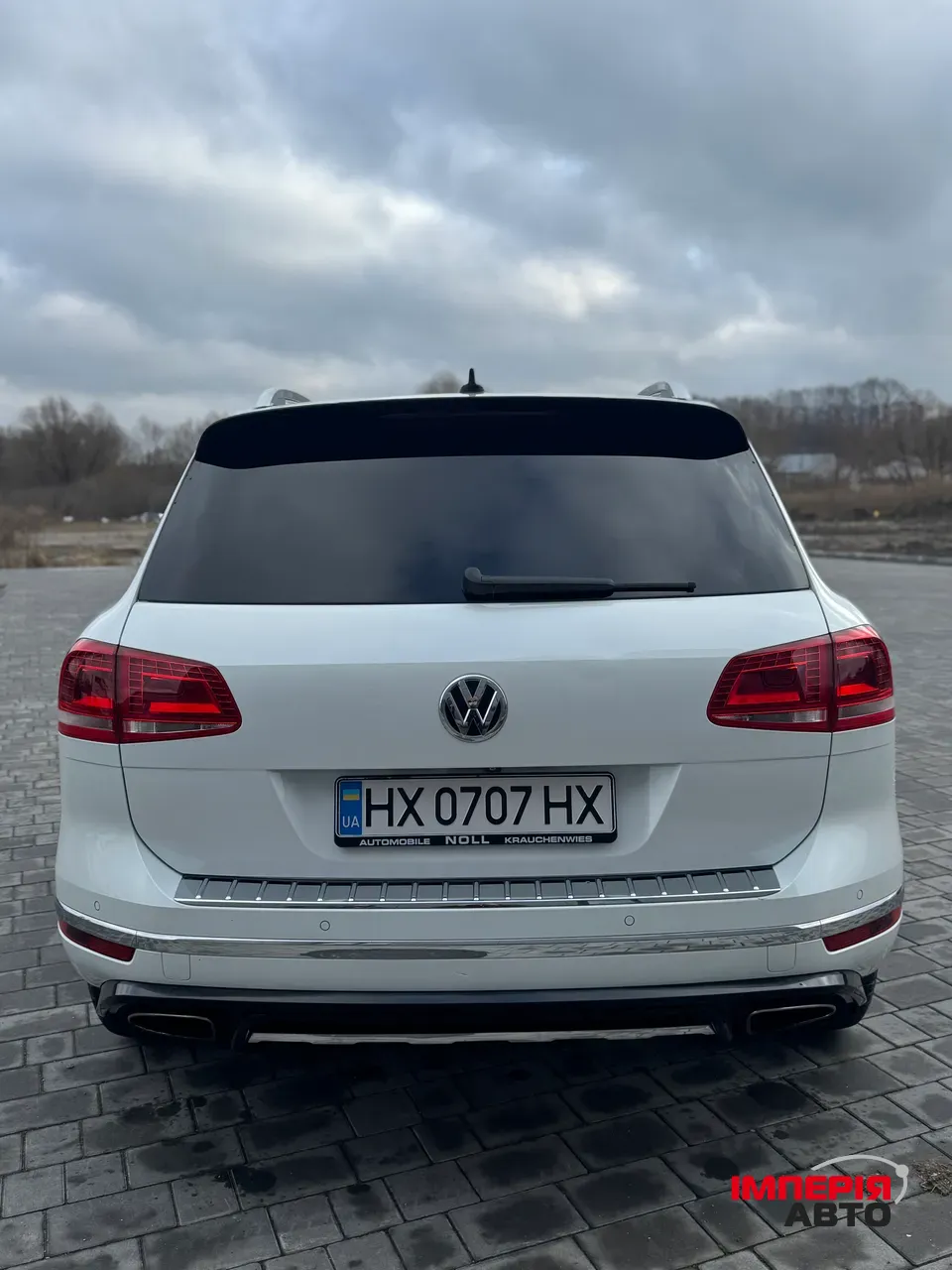 Volkswagen Touareg - фото 5