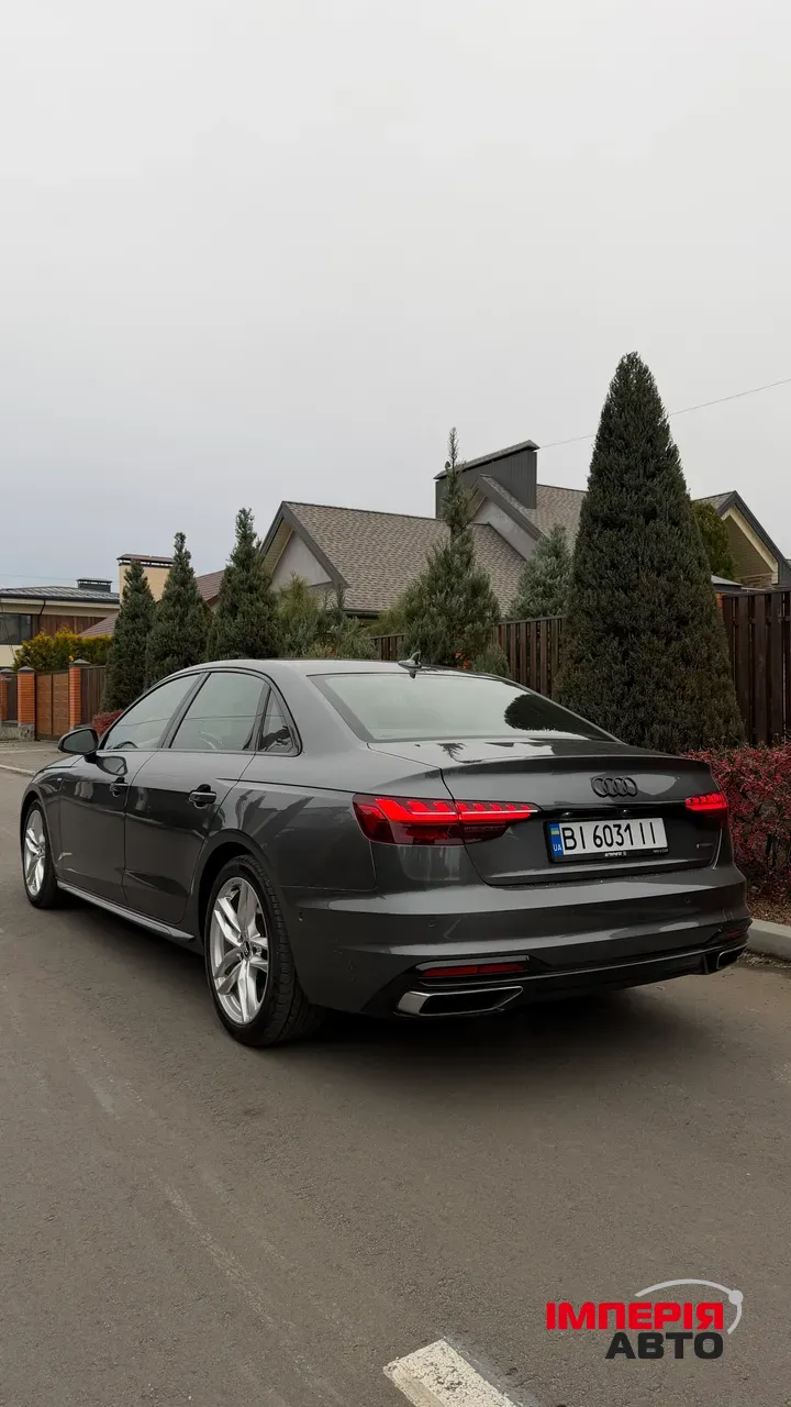 Audi A4 - фото 4