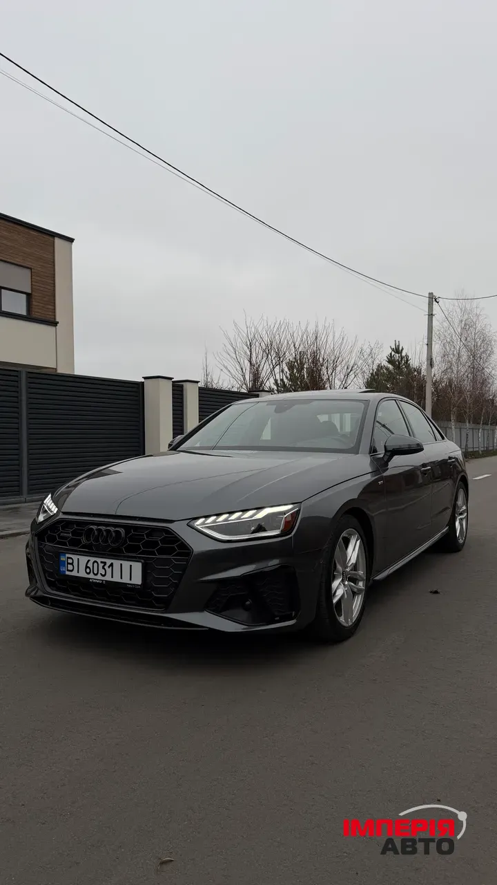 Audi A4 - фото 9