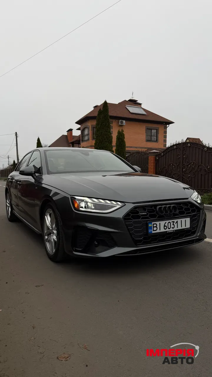 Audi A4 - фото 6