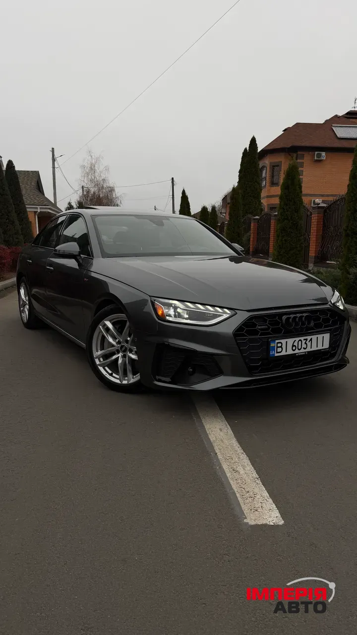 Audi A4 - фото 1