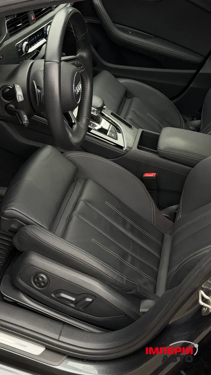 Audi A4 - фото 16