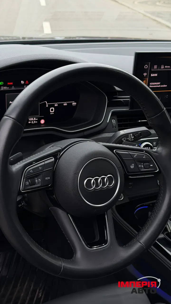 Audi A4 - фото 13