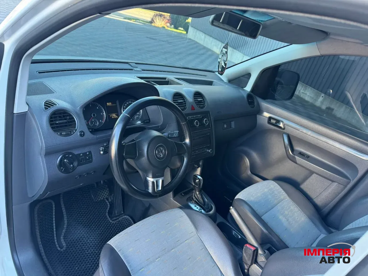 Volkswagen Caddy - фото 12