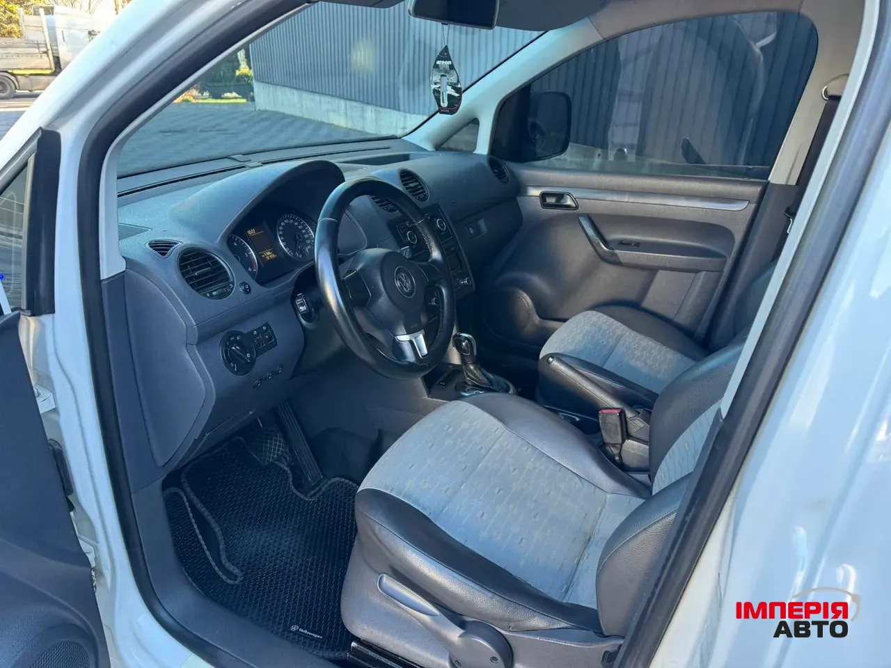 Volkswagen Caddy - фото 10