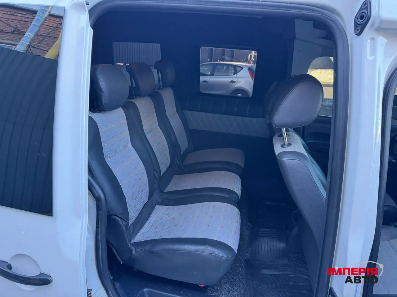 Volkswagen Caddy - фото 14