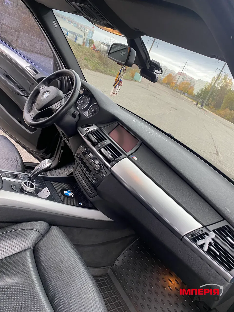 BMW X5 - фото 19