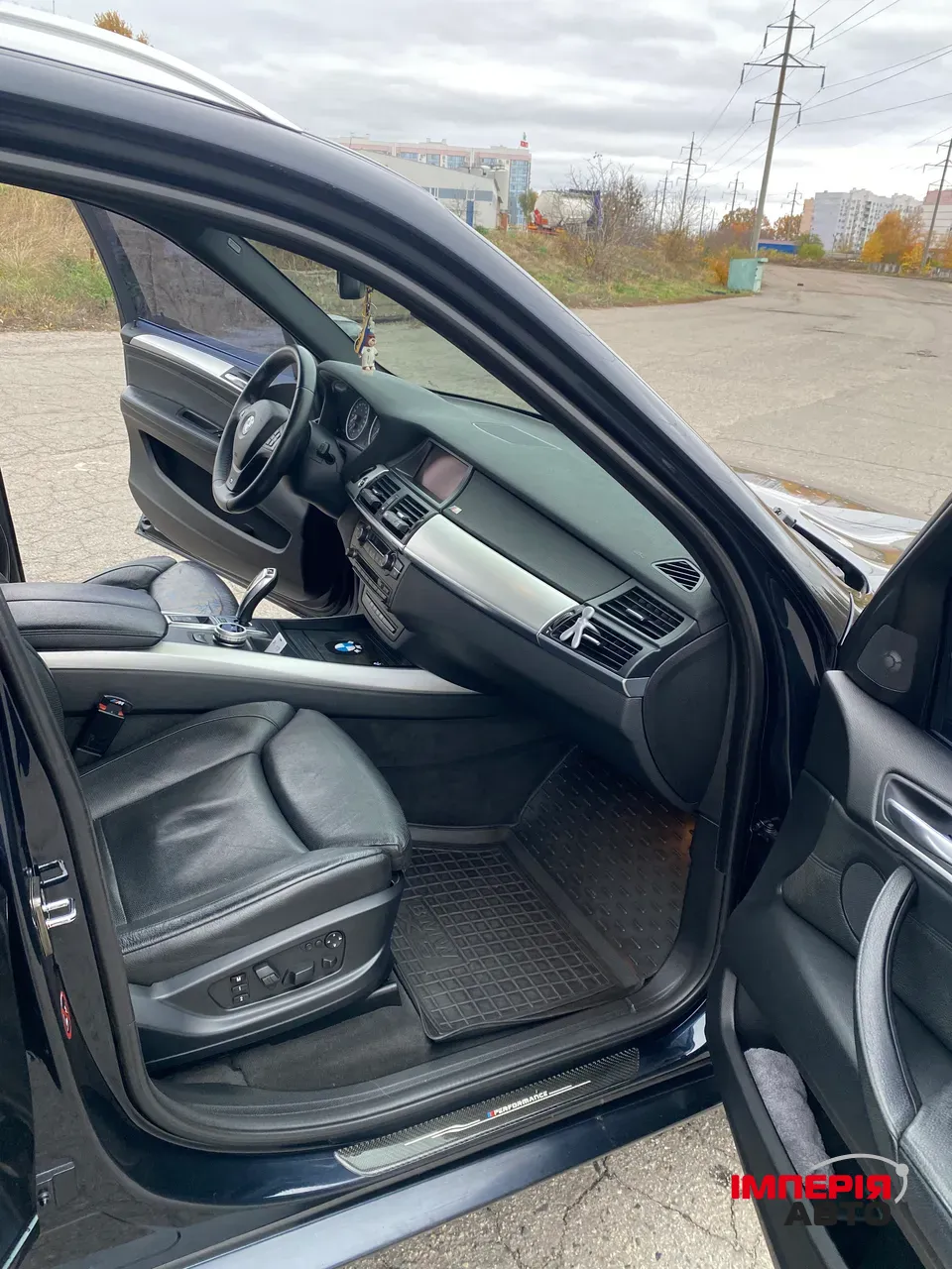 BMW X5 - фото 18