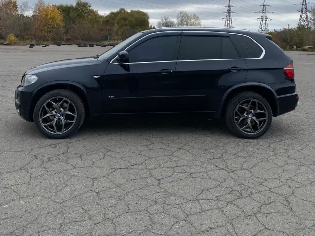 BMW X5 - фото 4
