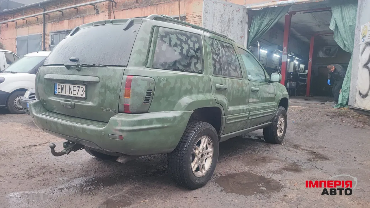 Jeep Grand Cherokee - фото 3