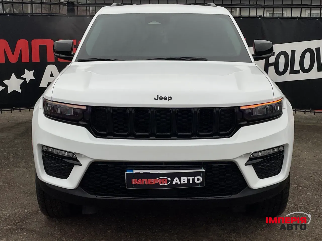 Jeep Grand Cherokee - фото 2