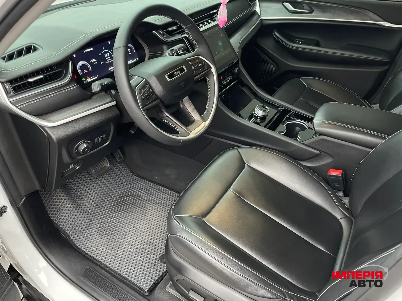 Jeep Grand Cherokee - фото 6