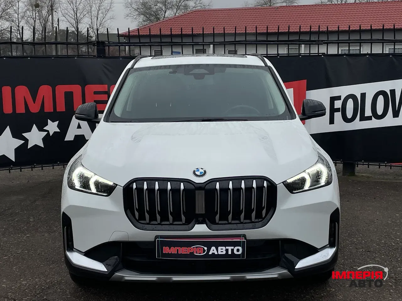 BMW X1 - фото 2