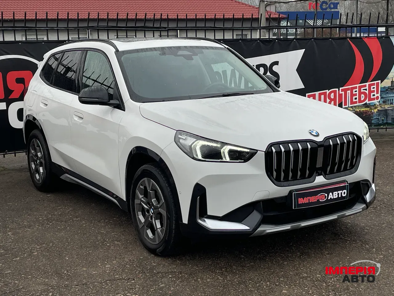 BMW X1 - фото 3