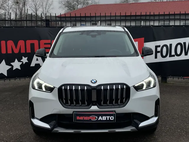 BMW X1 - фото 2