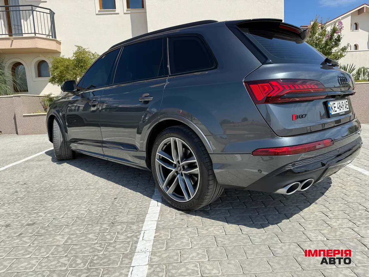 Audi SQ7 - фото 12