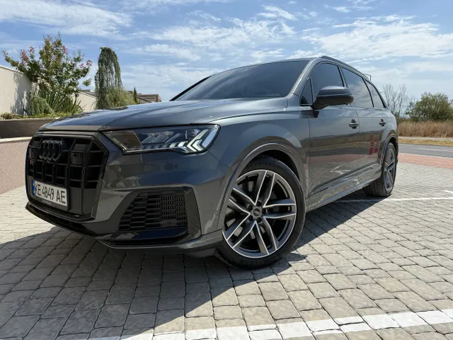 Audi SQ7 - фото 2