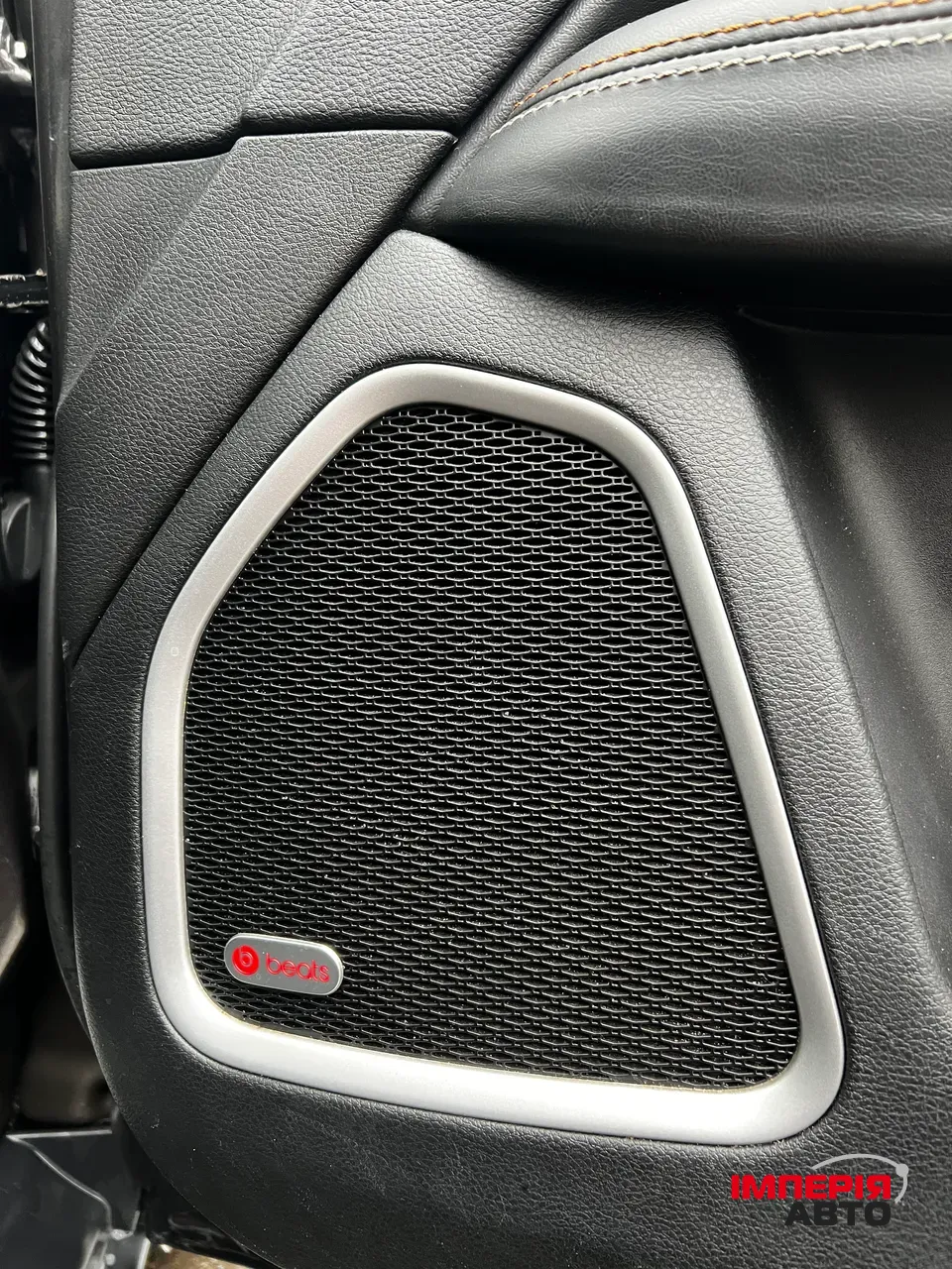 Jeep Compass - фото 12