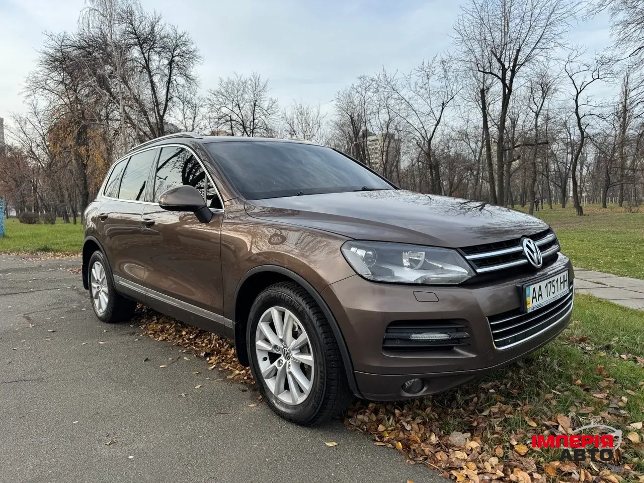 Volkswagen Touareg - фото 1