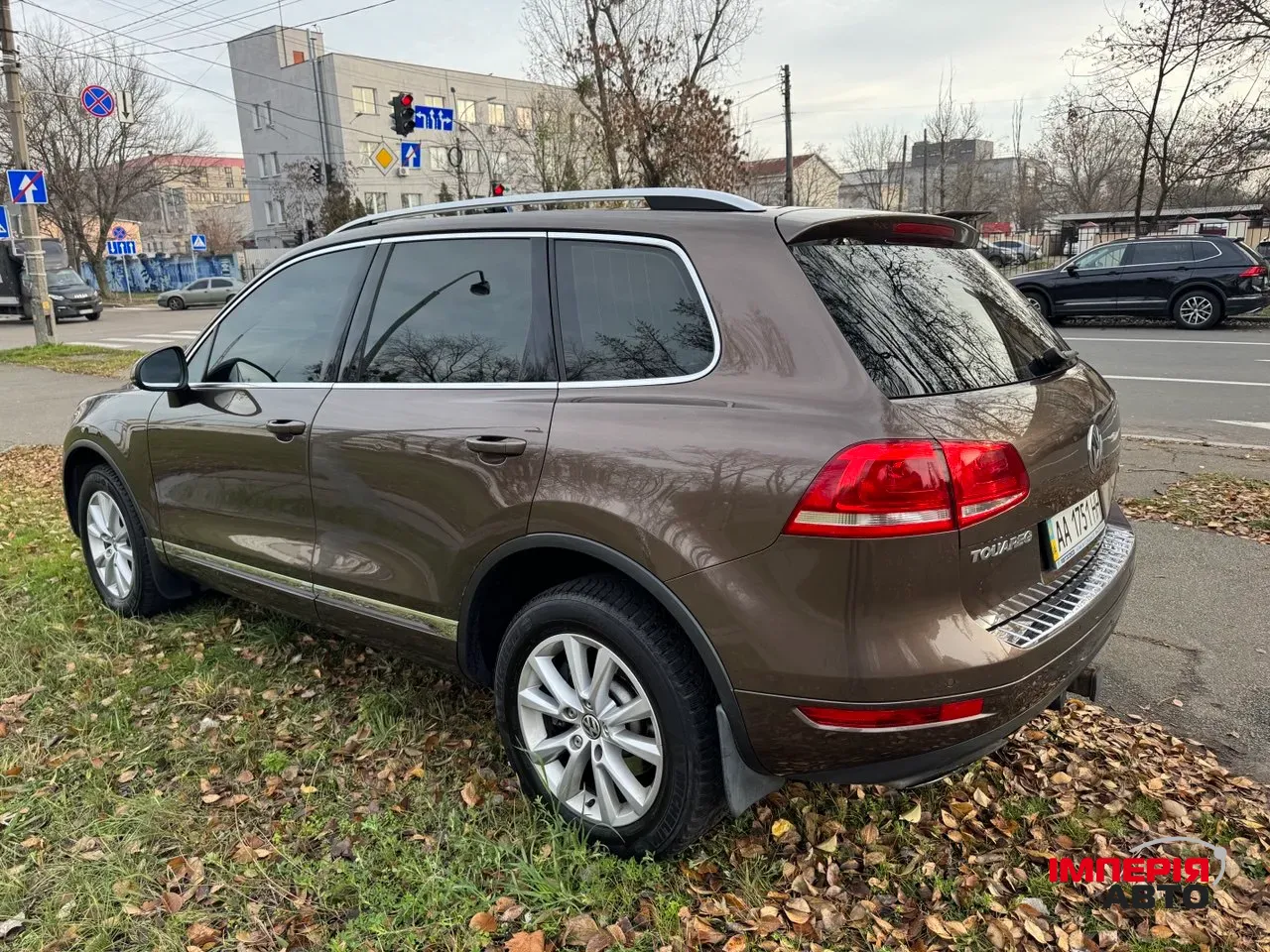 Volkswagen Touareg - фото 13