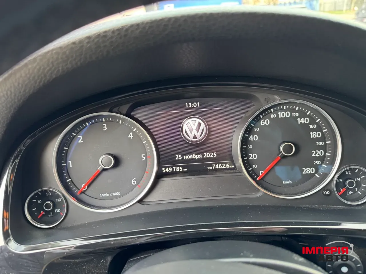 Volkswagen Touareg - фото 9