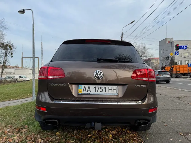 Volkswagen Touareg - фото 4
