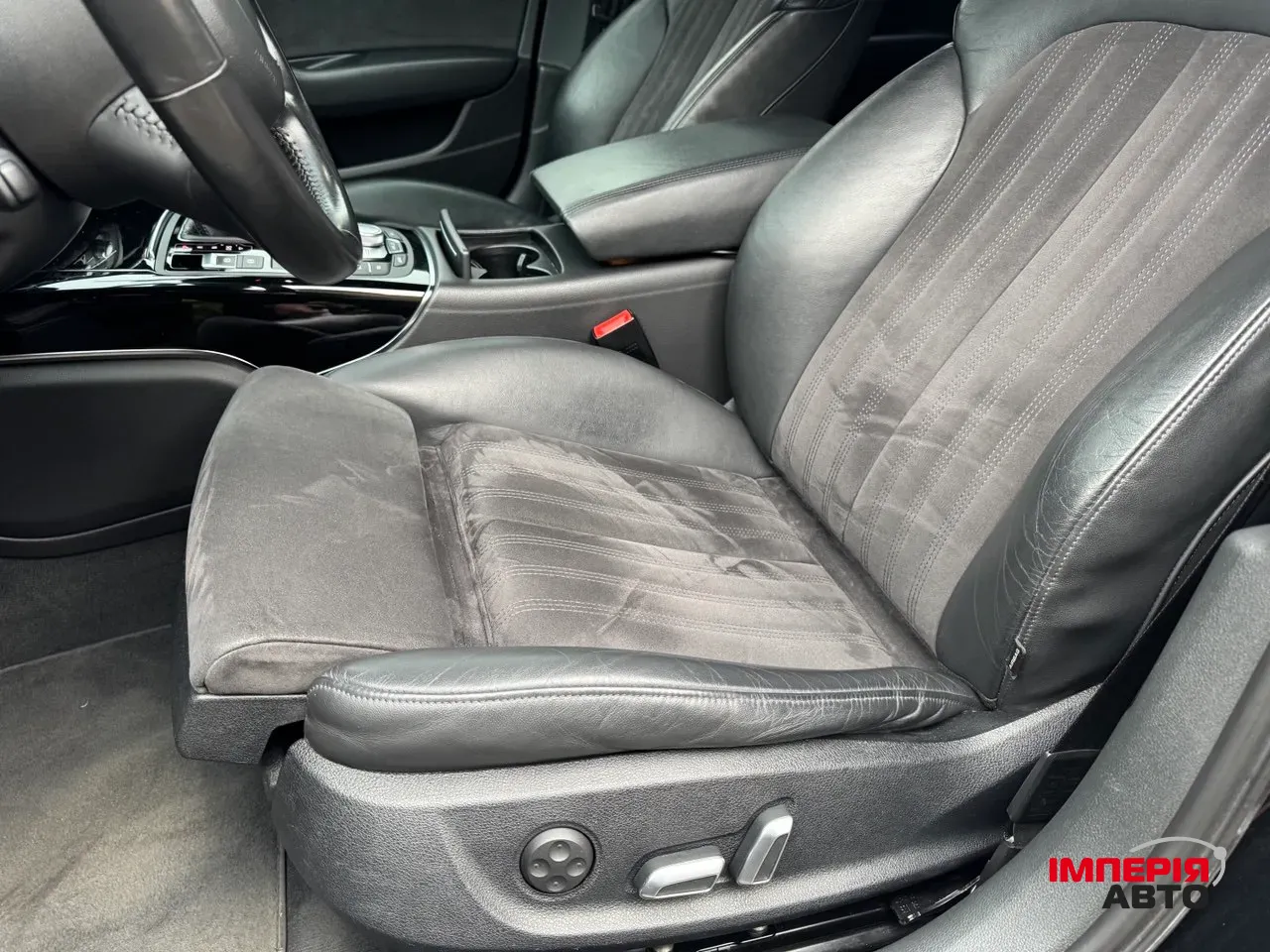 Audi A6 allroad - фото 10