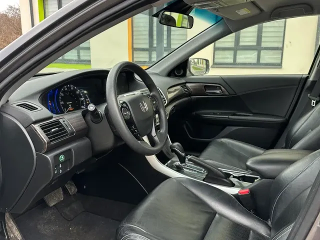 Honda Accord - фото 5