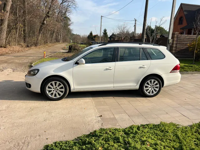 Volkswagen Golf - фото 3