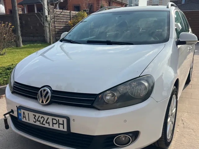 Volkswagen Golf - фото 4