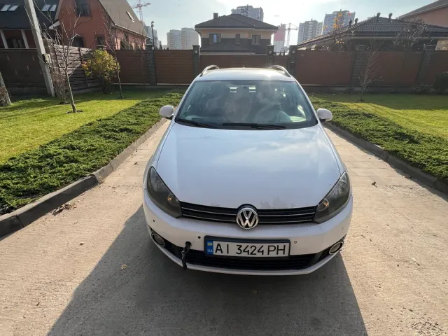 Volkswagen Golf - фото 2