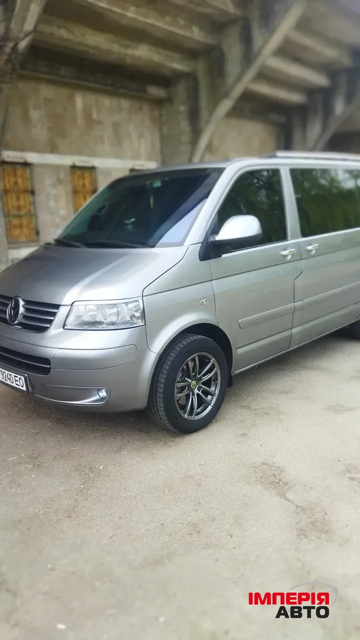 Volkswagen Transporter - фото 6