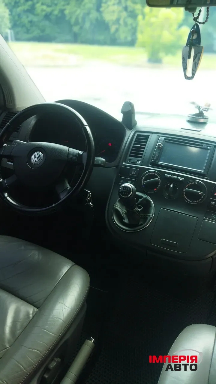 Volkswagen Transporter - фото 13