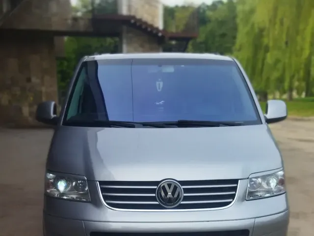 Volkswagen Transporter - фото 1